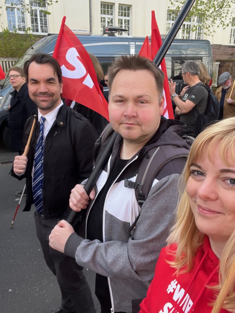 Wenn nicht jetzt? Wenn nicht wir? Wir müssen für unsere Welt und unsere Überzeugungen kämpfen.